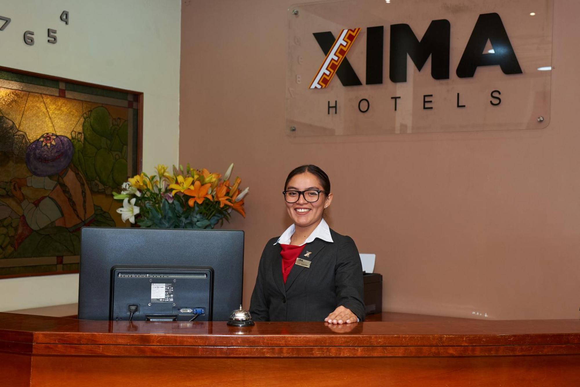 Xima Arequipa Crismar Hotel Exterior photo
